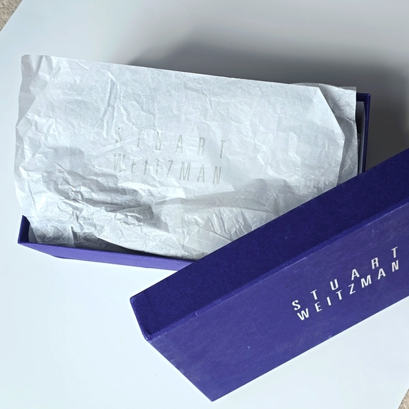 Stuart Weitzman black pumps - Picture 14 of 15